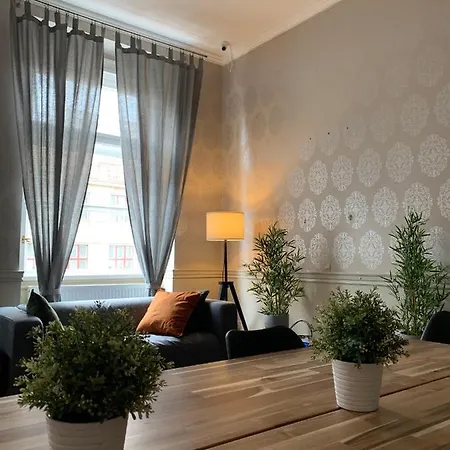 Onefam Old Town Hostel Prague