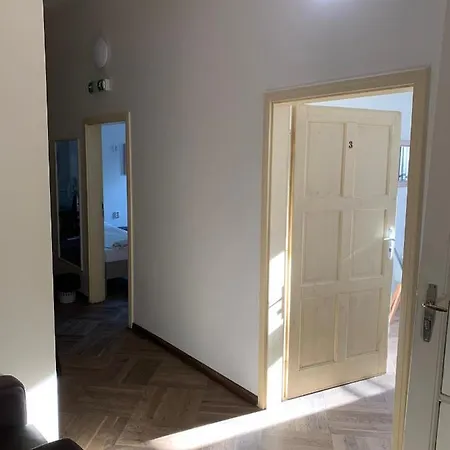 Hostel Onefam Old Town Prague