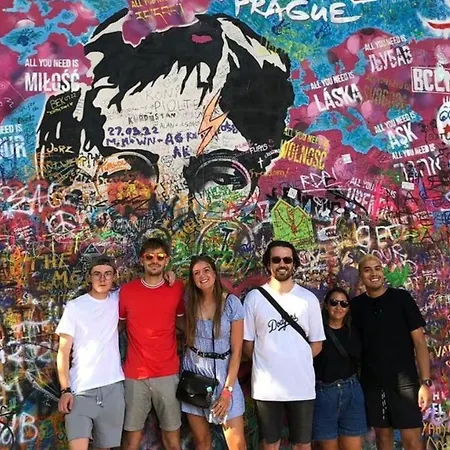 Onefam Old Town Hostel