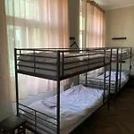 Onefam Old Town Hostal *